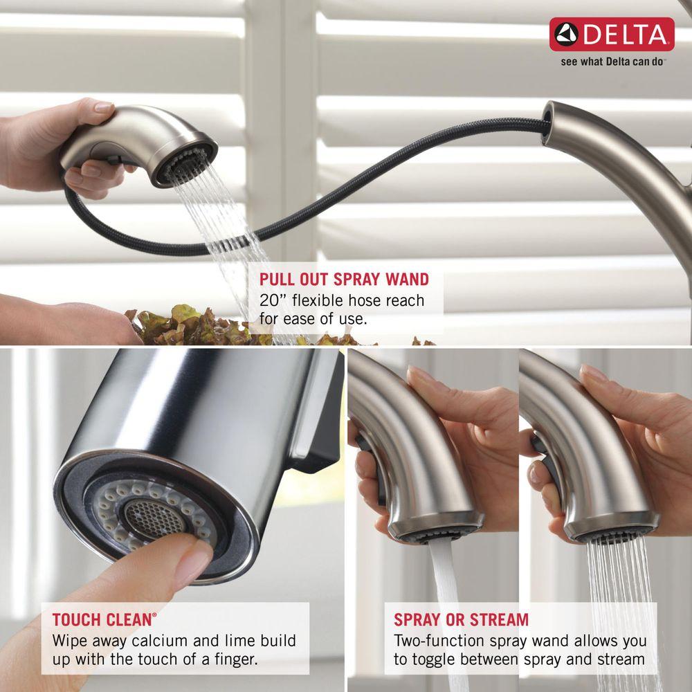 Delta Grant Single Handle Pull Out Sprayer Kitchen Faucet Chrome