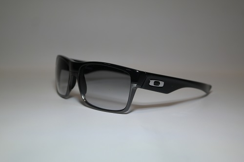 oakley gradient sunglasses