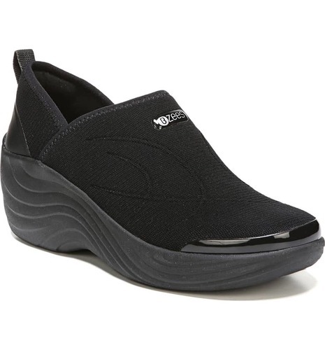 bzees zsa zsa slip on
